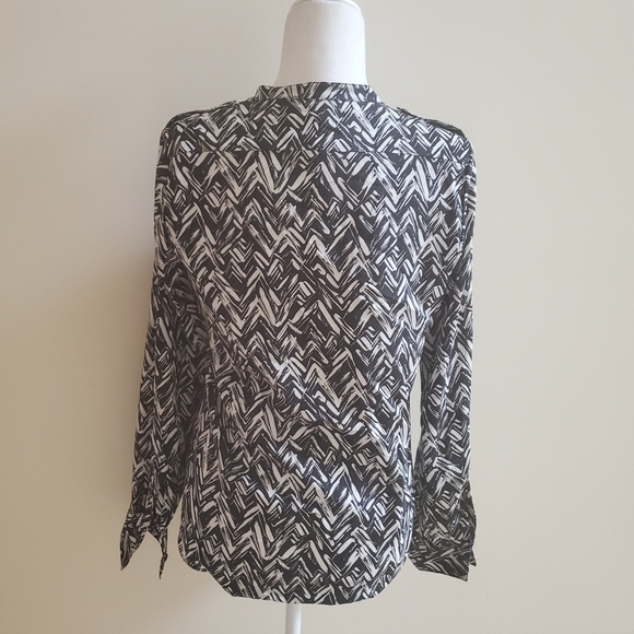 Calvin Klein Top Black Wite Button Up Pockets New - Picture 4 of 7